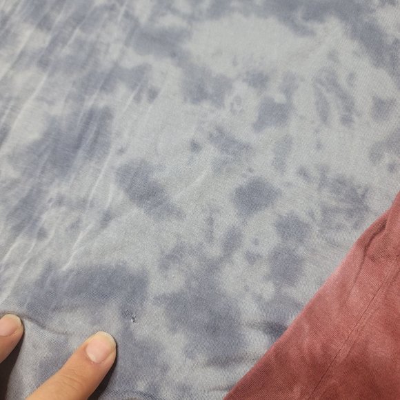 Old Navy Luxe 1X bleach dye, tie dye tee shirts with flaws bundle - Picture 3 of 7